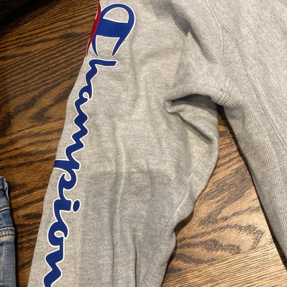 Champion hoodie - Picture 2 of 3